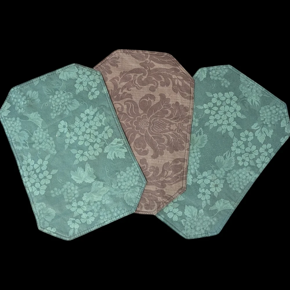 VTG MCM 2-Green & 1-Brown Tone On Tone Damask & Grapevine Print Vinyl Placemats